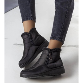 Czarne ocieplane śniegowce z futerkiem Blen 2