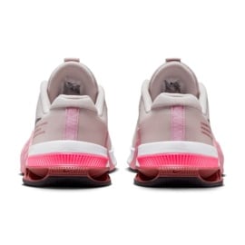 Buty Nike Metcon 8 W DO9327-600 różowe 4