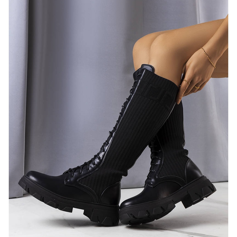 BM Czarne wiązane kozaki Montis 1