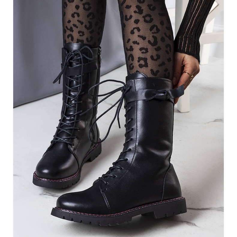 PA1 Czarne traperki ocieplane Corbi 1