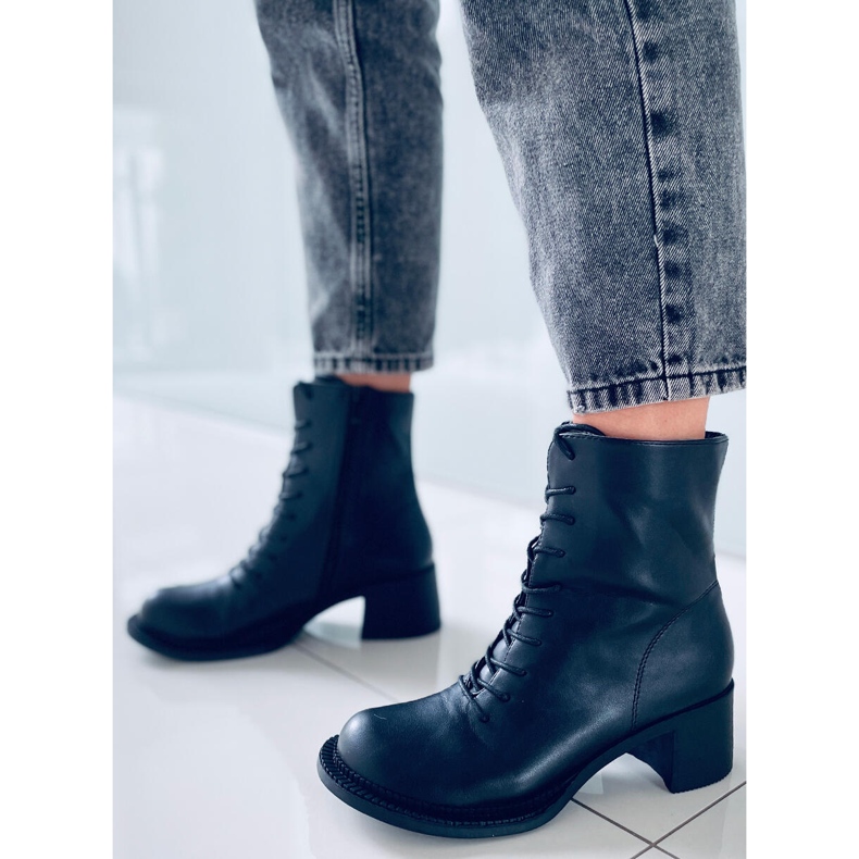 PA1 Botki na obcasie Rollo Black czarne 1