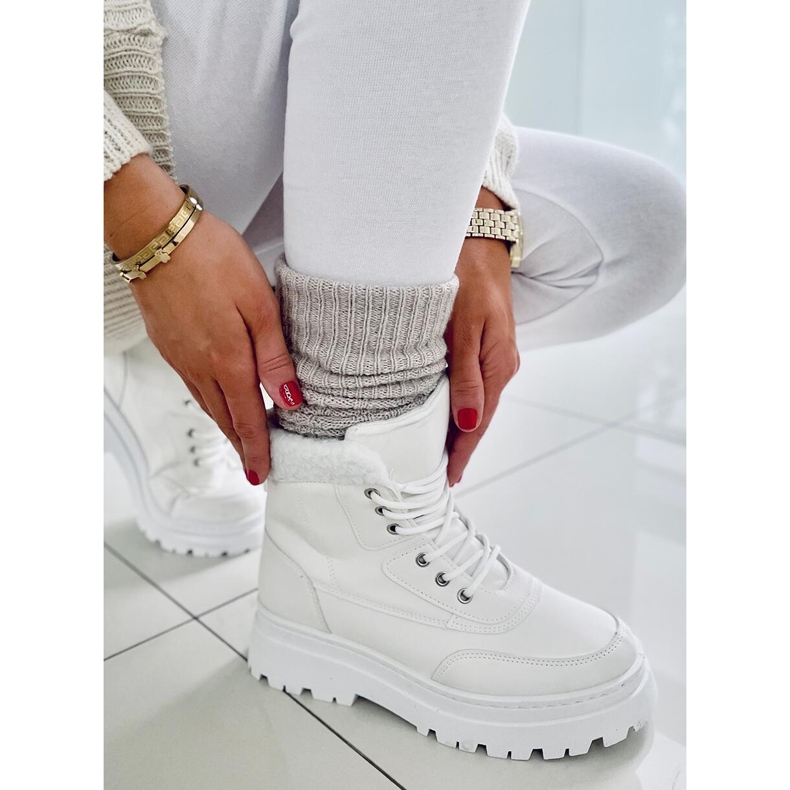 BM Botki traperki Snow White białe 2