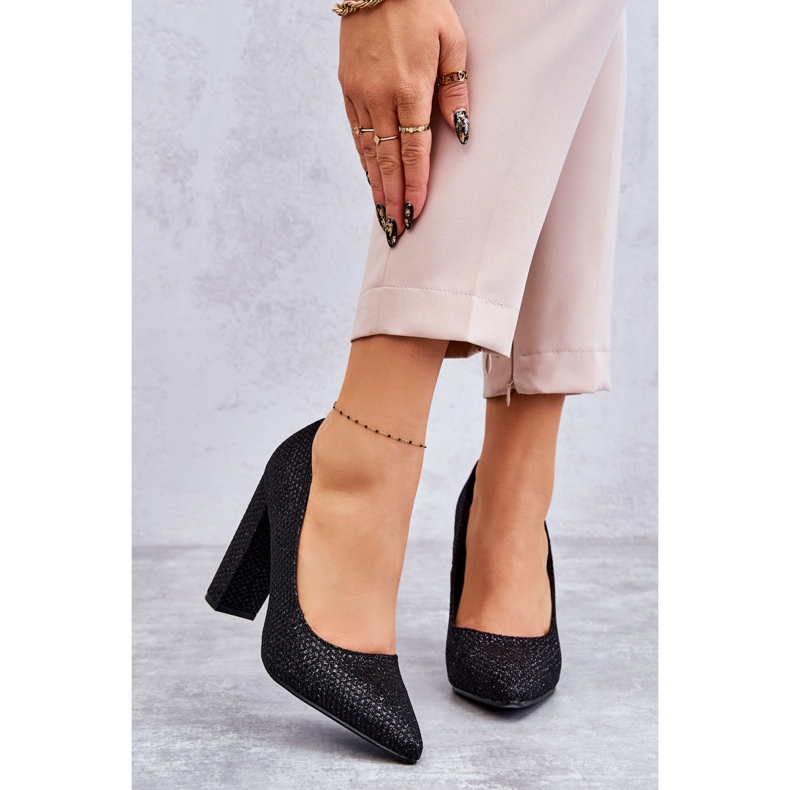 Błyszczące Czółenka Na Słupku Czarne Elmira 1