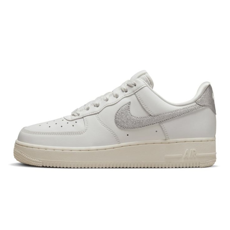 Buty Nike Air Force 1 '07 W DQ7569-100 białe 1