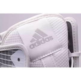 Buty bokserskie adidas Box Hog 4 M GZ6118 białe 2