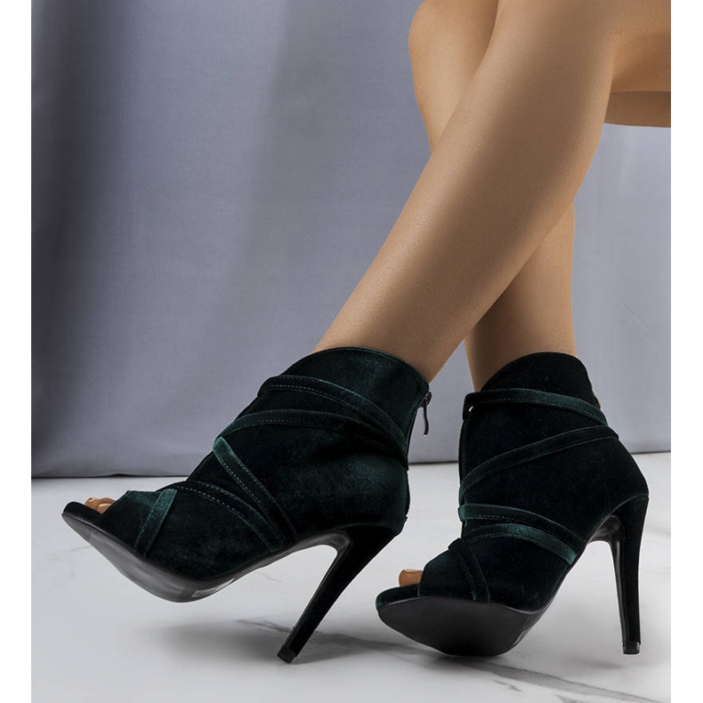 Zielone eleganckie czółenka z cholewką Sao 1