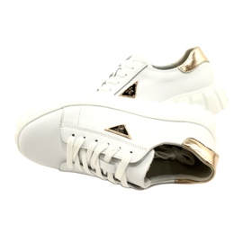 Skórzane sneakersy wiązane Filippo DP4138 białe złoty 5