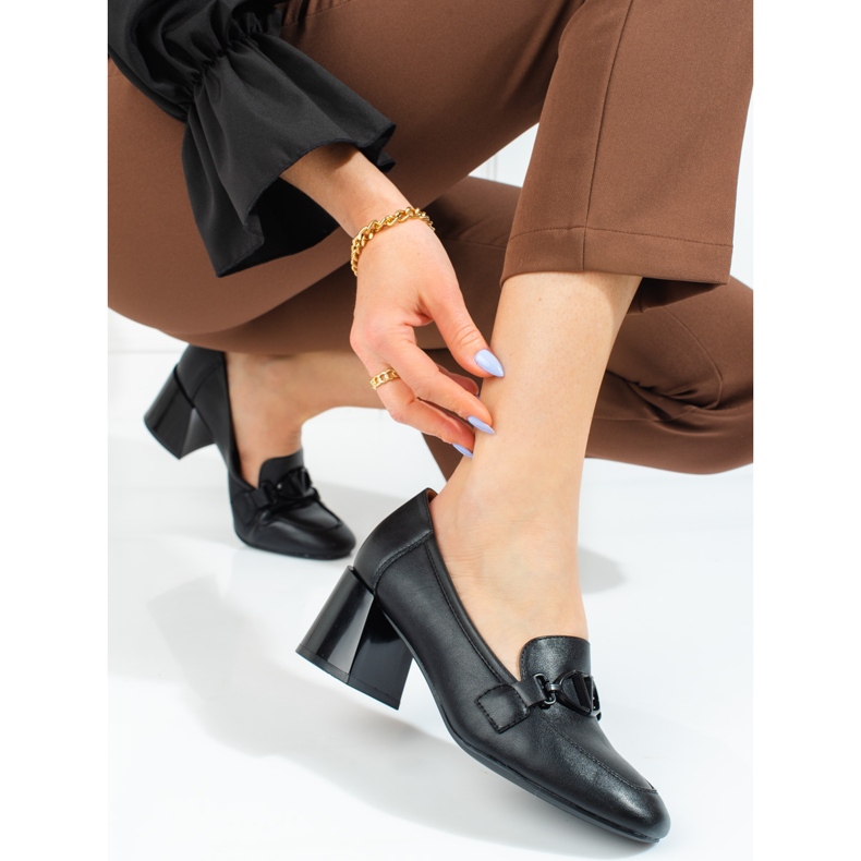 Czółenka damskie Vinceza czarne na obcasie 2