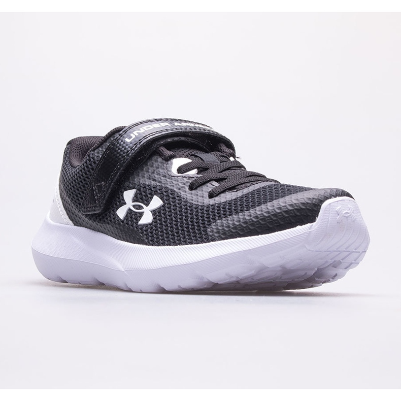 Buty dziecięce Under Armour Bps Surge 3 Ac 3024990-001 czarne 1