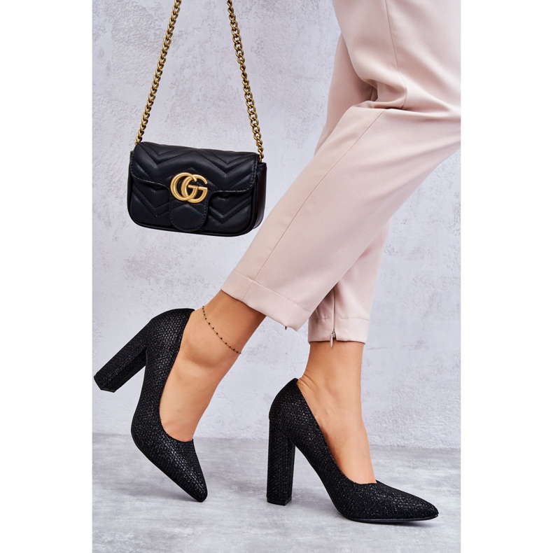 Błyszczące Czółenka Na Słupku Czarne 2