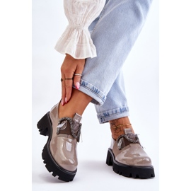 S.Barski Lakierowane Półbuty Z Ozdobami Szare Keily 2