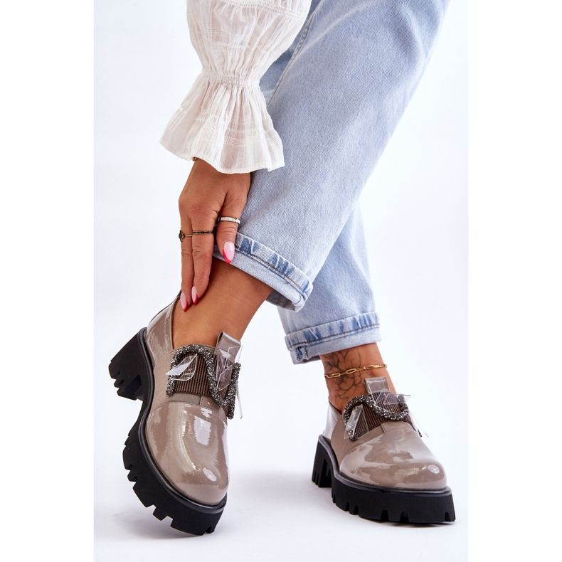 S.Barski Lakierowane Półbuty Z Ozdobami Szare Keily 2