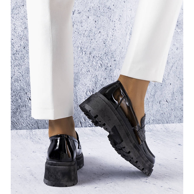 Seastar Czarne lakierowane półbuty Phaneuf 1