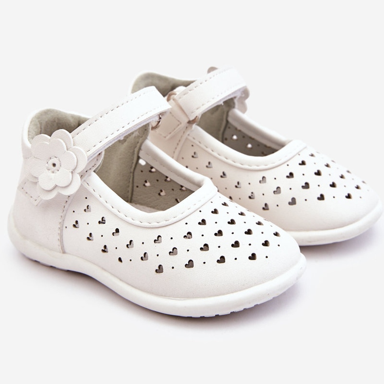 PA1 Dziecięce Wysokie Ażurowe Balerinki Na Rzepy Białe Jianna 1