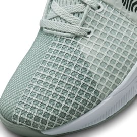 Buty Nike Metcon 8 W DO9327-004 zielone 6