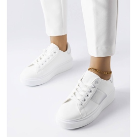 Białe sneakersy ze srebrnym paskiem Aurélie 1