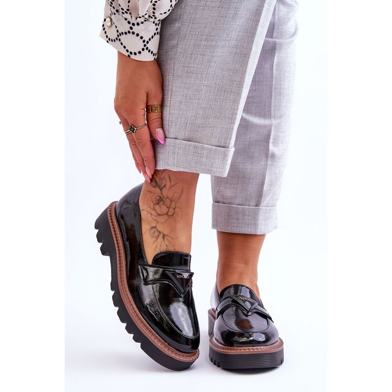 Vinceza Lakierowane Damskie Mokasyny Na Platformie Z Ozdobą Czarne Jonett 1