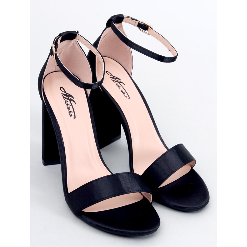 Sandałki na słupku Ranae Black czarne 1