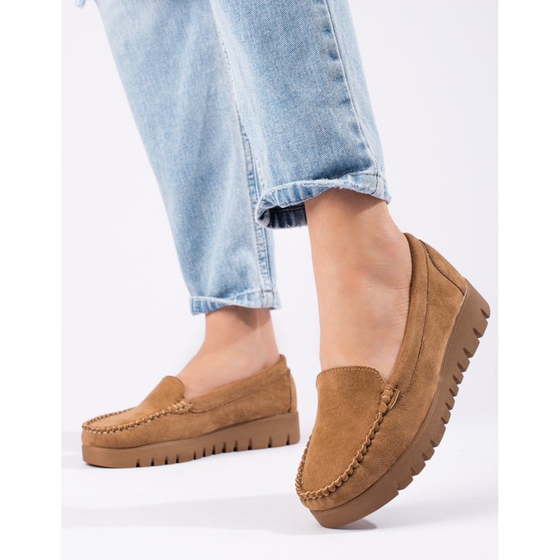 W. Potocki Wsuwane beżowe zamszowe mokasyny na grubej podeszwie Potocki beżowy 1