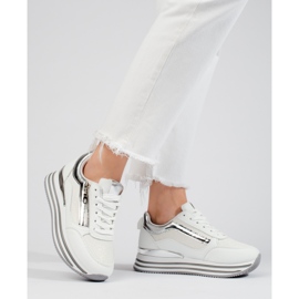 Sneakersy biało-srebrne na platformie Shelovet białe 3
