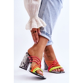 Klapki Na Obcasie Z Paseczkami Wężowe Neonowe Beckie czarne 2