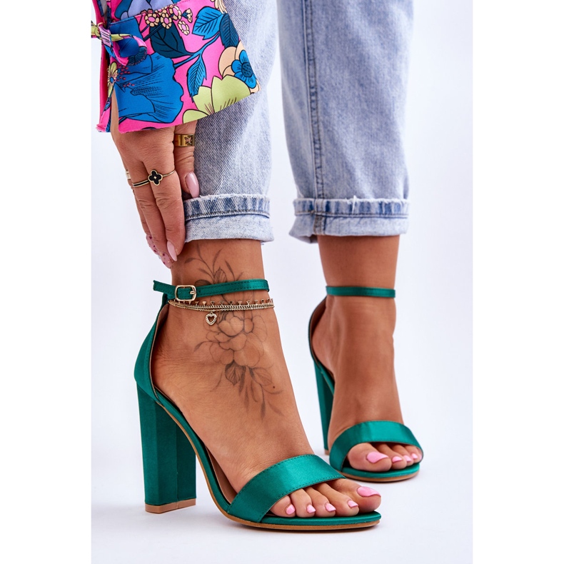 Satynowe Sandały Na Obcasie Zielone Linsy 1