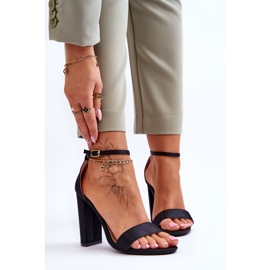 Satynowe Sandały Na Obcasie Czarne Linsy 1