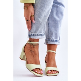 PG1 Sandały Eko-skóra Na Niskim Obcasie Jasnozielone Whitney 1