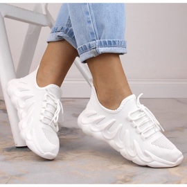 Buty sportowe damskie siateczkowe wsuwane białe Vinceza 13575 5