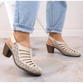 Skórzane sandały damskie na obcasie beżowe Rieker 40959-60 beżowy 2