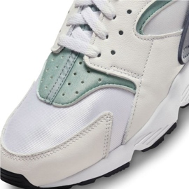 Buty Nike Air Huarache Mica Green W DH4439 110 białe 4