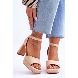 Zamszowe Klasyczne Sandały Na Platformie Beżowe Classy beżowy 1