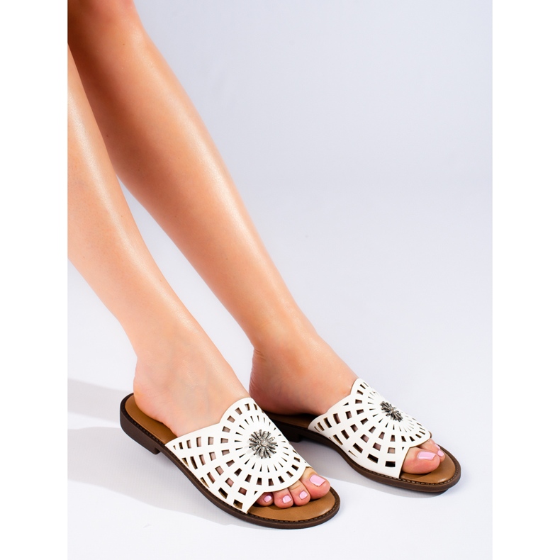 W. Potocki Damskie ażurowe białe klapki Potocki 1