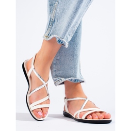 Białe sandały damskie Vinceza 2
