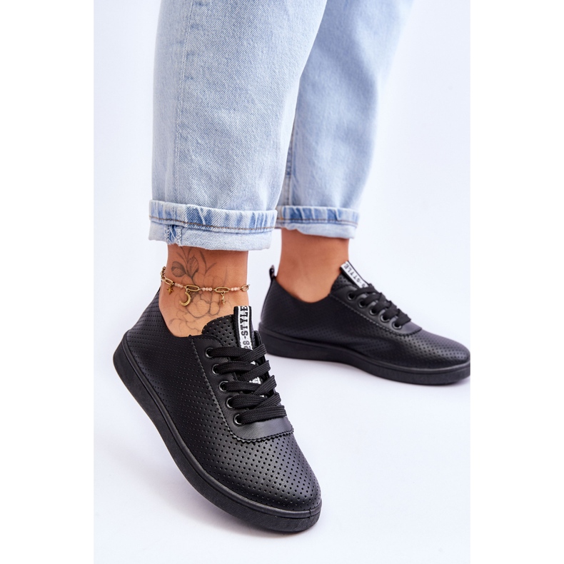 Damskie Ażurowe Sznurowane Trampki Czarne Carinel białe 2