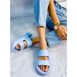 Sandałki gumowe Boddie Blue niebieskie 4