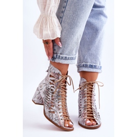 Skórzane Ażurowe Botki Maciejka 04040-11 Białe 1