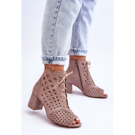 Zamszowe Botki W Ażurowy Wzór Maciejka 05966-10 Ciemnobeżowe beżowy 2